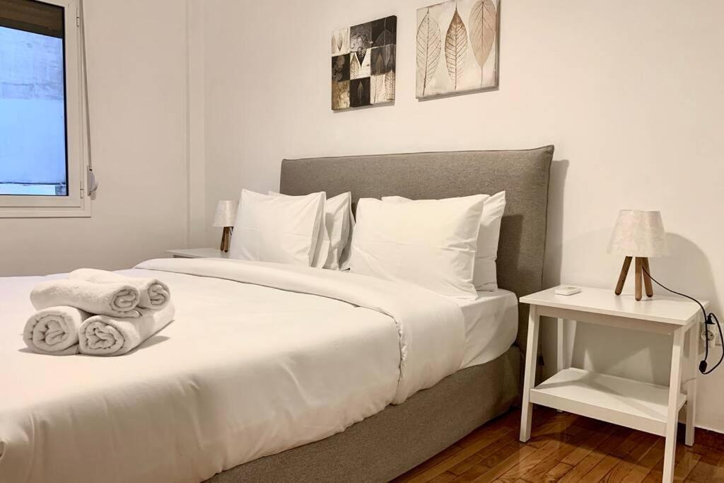 Kallimarmaro 2-Bedroom Apartment Атина Екстериор снимка